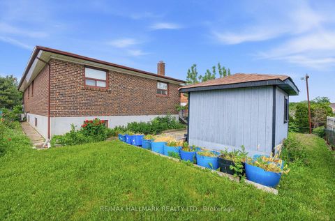 Photo 9 at 65 Oakhill Road, West Woodbridge, Vaughan