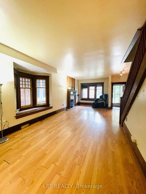 Photo 3 at 326 Beech Avenue, The Beaches, Toronto
