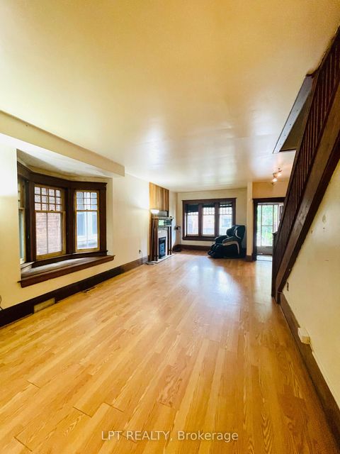 Photo 4 at 326 Beech Avenue, The Beaches, Toronto