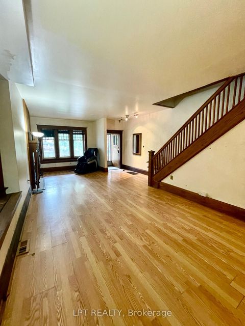 Photo 5 at 326 Beech Avenue, The Beaches, Toronto