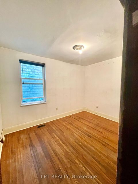 Photo 14 at 326 Beech Avenue, The Beaches, Toronto