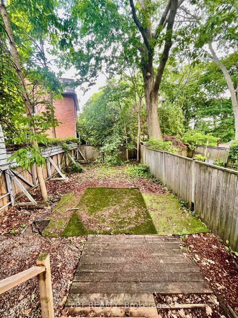 Photo 18 at 326 Beech Avenue, The Beaches, Toronto