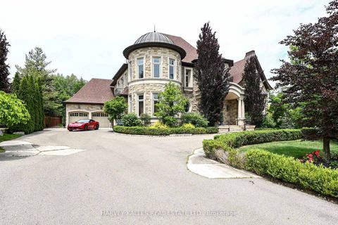 Photo 1 at 165 Parr Place, Uplands, Vaughan
