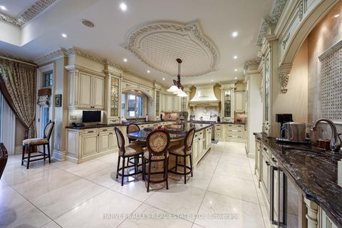 Photo 18 at 165 Parr Place, Uplands, Vaughan