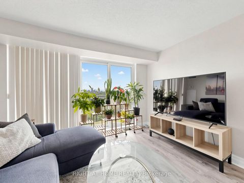 Photo 6 at 1008 - 18 Valley Woods Road, Donalda, Toronto