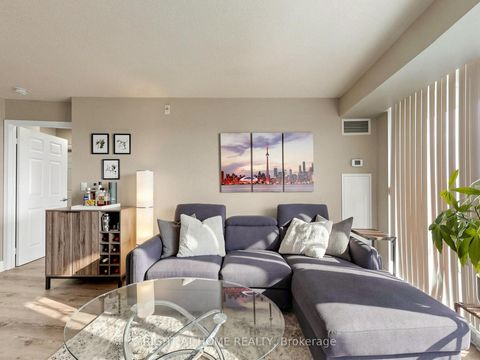 Photo 8 at 1008 - 18 Valley Woods Road, Donalda, Toronto