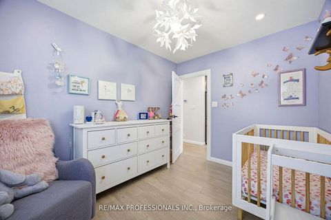 Photo 13 at 33 Brampton Road, Richview, Toronto