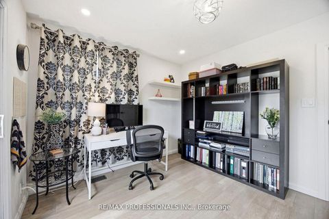 Photo 19 at 33 Brampton Road, Richview, Toronto