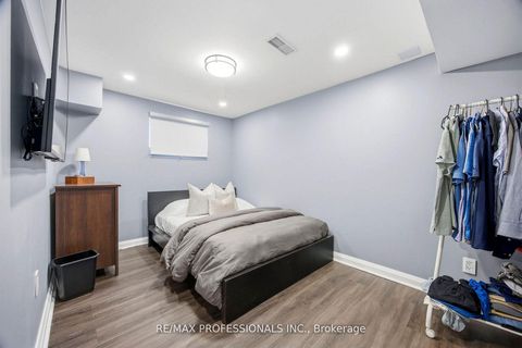 Photo 29 at 33 Brampton Road, Richview, Toronto