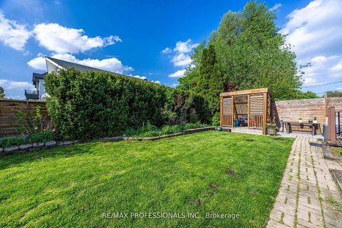 Photo 34 at 33 Brampton Road, Richview, Toronto