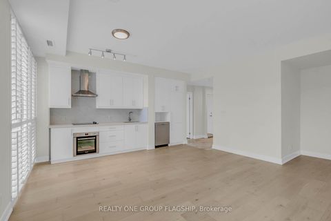 Photo 11 at 103 - 75 The Donway W, Don Mills, Toronto
