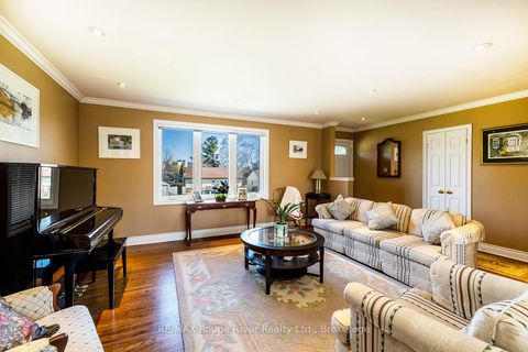 Photo 28 at 9 Granard Boulevard, Cliffcrest, Toronto