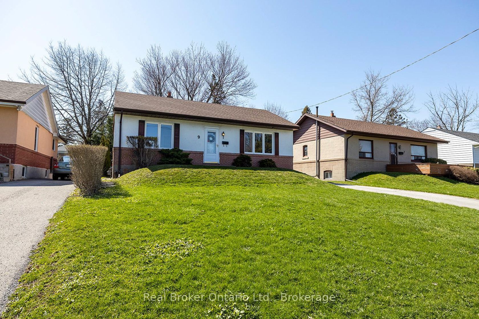 9 Granard Boulevard, Cliffcrest, Toronto 