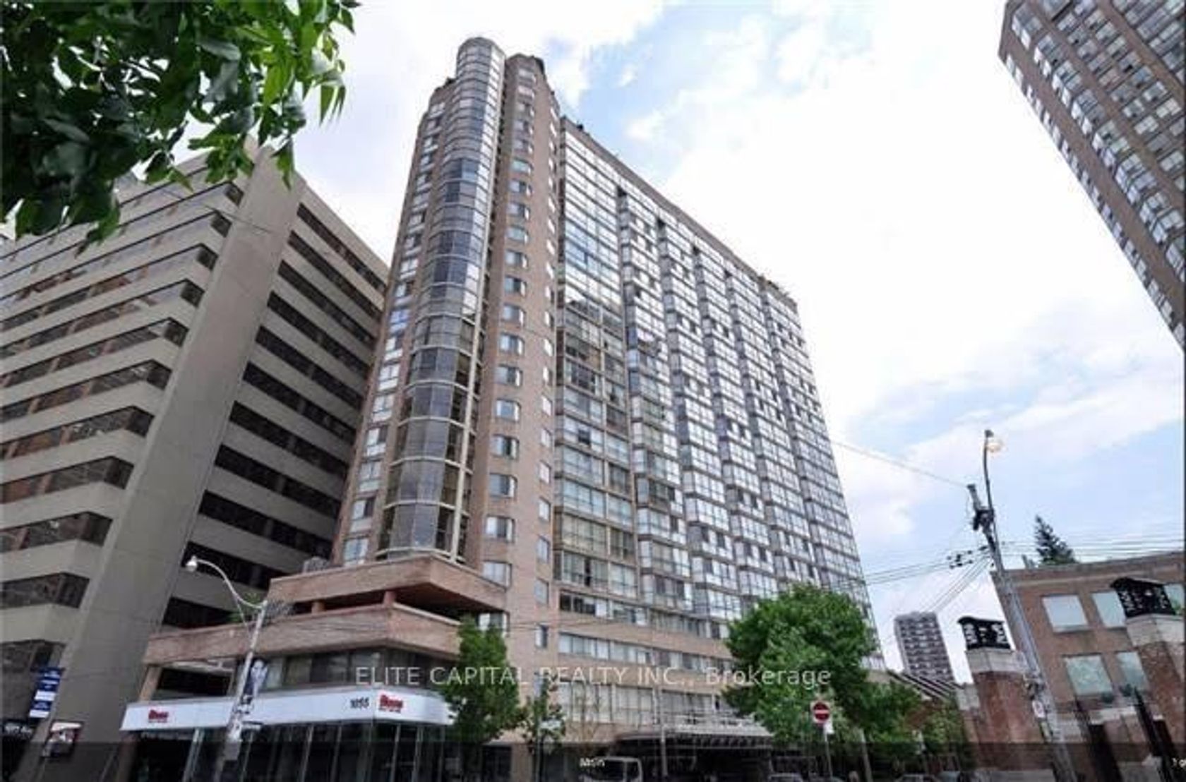 1055 Bay Street, Bay Street Corridor, Toronto 