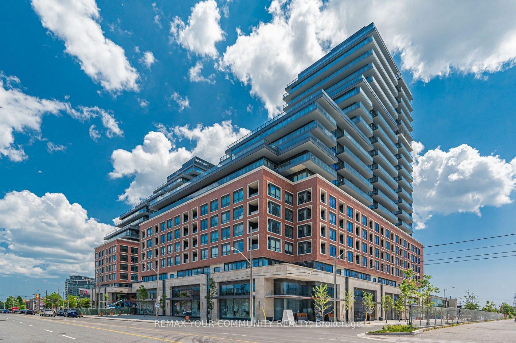 1305 - 33 Frederick Todd Way, Thorncliffe Park, Toronto 