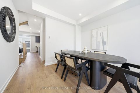 Photo 6 at 134 Danielle Moore Circle, Bendale, Toronto
