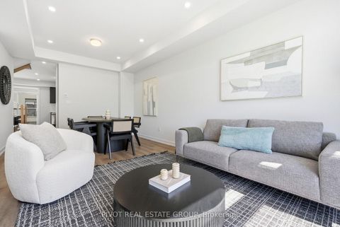 Photo 9 at 134 Danielle Moore Circle, Bendale, Toronto