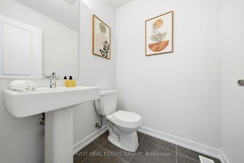 Photo 10 at 134 Danielle Moore Circle, Bendale, Toronto