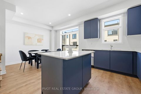 Photo 14 at 134 Danielle Moore Circle, Bendale, Toronto