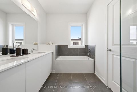 Photo 24 at 134 Danielle Moore Circle, Bendale, Toronto