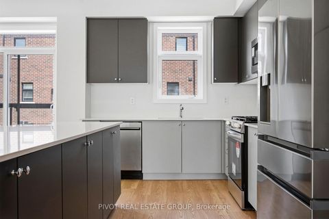 Photo 16 at 162 Danielle Moore Circle, Bendale, Toronto