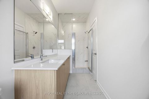 Photo 32 at 162 Danielle Moore Circle, Bendale, Toronto