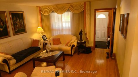 Photo 3 at 553 Greenwood Avenue, Coxwell, Toronto