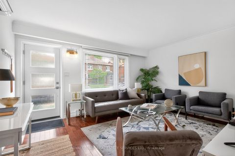 Photo 3 at 25 Lorindale Avenue, Lawrence Park North, Toronto
