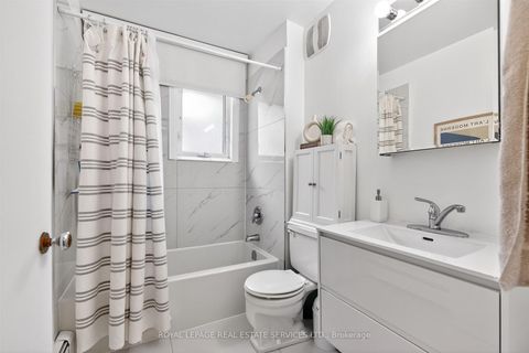 Photo 23 at 25 Lorindale Avenue, Lawrence Park North, Toronto