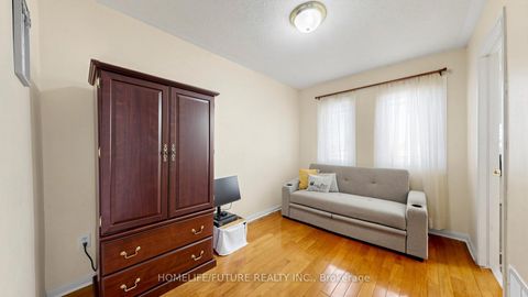 Photo 30 at 72 Hyacinth Crescent, Rouge E11, Toronto