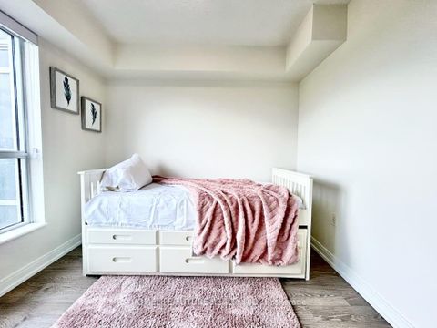 Photo 7 at 422 - 275 Village Green Square, Agincourt North, Toronto
