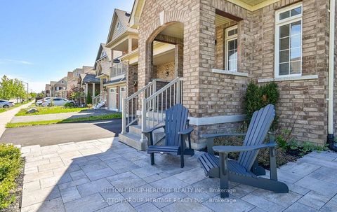 Photo 1 at 19 Northglen Boulevard, Bowmanville, Clarington