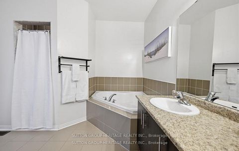 Photo 18 at 19 Northglen Boulevard, Bowmanville, Clarington