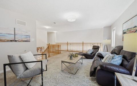 Photo 21 at 19 Northglen Boulevard, Bowmanville, Clarington