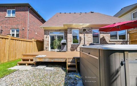 Photo 28 at 19 Northglen Boulevard, Bowmanville, Clarington