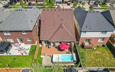 Photo 33 at 19 Northglen Boulevard, Bowmanville, Clarington