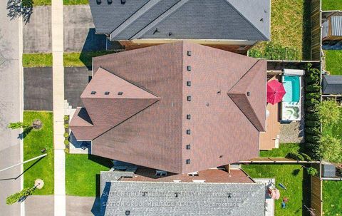 Photo 34 at 19 Northglen Boulevard, Bowmanville, Clarington
