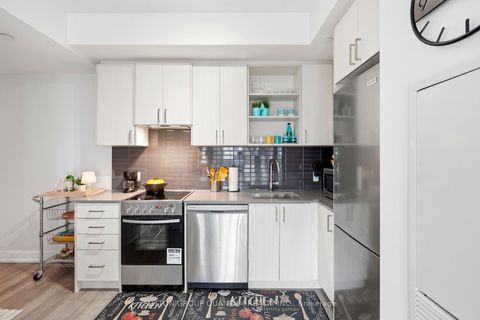 Photo 7 at 407 - 50 George Butchart Drive, CFB, Toronto