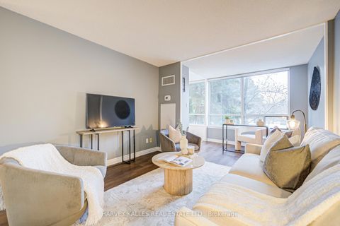 Photo 12 at 212 - 120 Promenade Circle, Brownridge, Vaughan