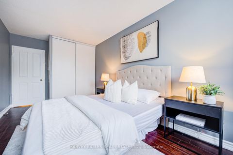 Photo 32 at 212 - 120 Promenade Circle, Brownridge, Vaughan