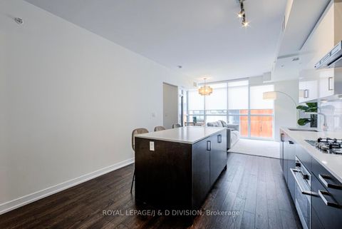 Photo 8 at 503 - 36 Howard Park Avenue, Roncesvalles, Toronto