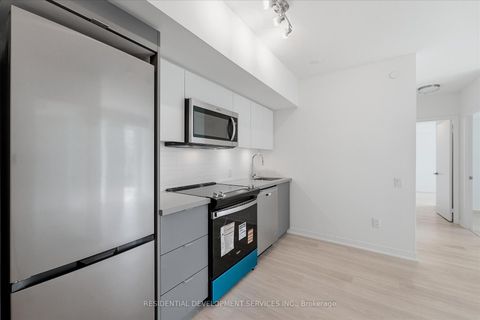 Photo 2 at 404 - 500 Wilson Avenue, Clanton Park, Toronto