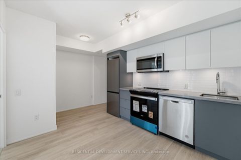 Photo 4 at 404 - 500 Wilson Avenue, Clanton Park, Toronto