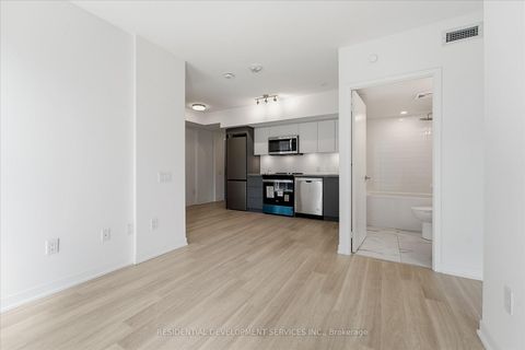 Photo 11 at 404 - 500 Wilson Avenue, Clanton Park, Toronto