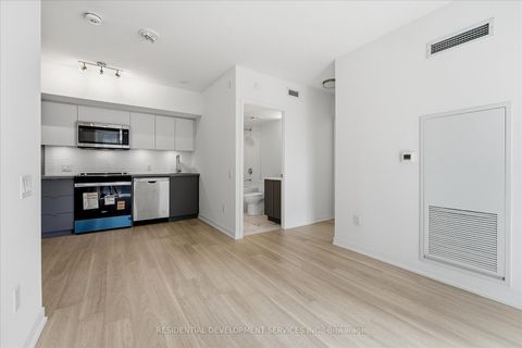 Photo 12 at 404 - 500 Wilson Avenue, Clanton Park, Toronto