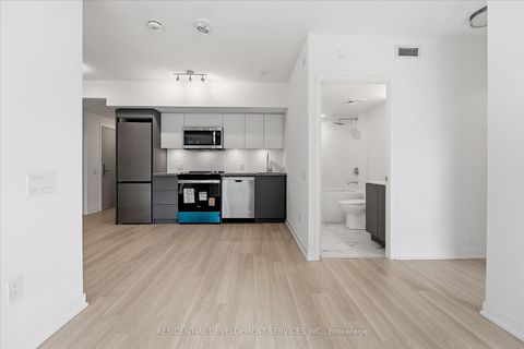 Photo 13 at 404 - 500 Wilson Avenue, Clanton Park, Toronto