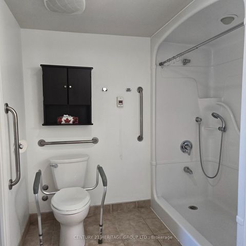 Photo 8 at 319 - 90 Scottfield Drive, Agincourt North, Toronto
