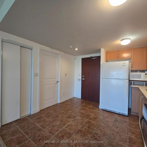 Photo 15 at 319 - 90 Scottfield Drive, Agincourt North, Toronto