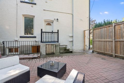 Photo 18 at 371 Howland Avenue, Casa Loma, Toronto