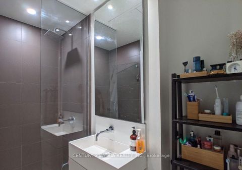 Photo 3 at 1135 - 8 Hillsdale Avenue E, Mount Pleasant West, Toronto